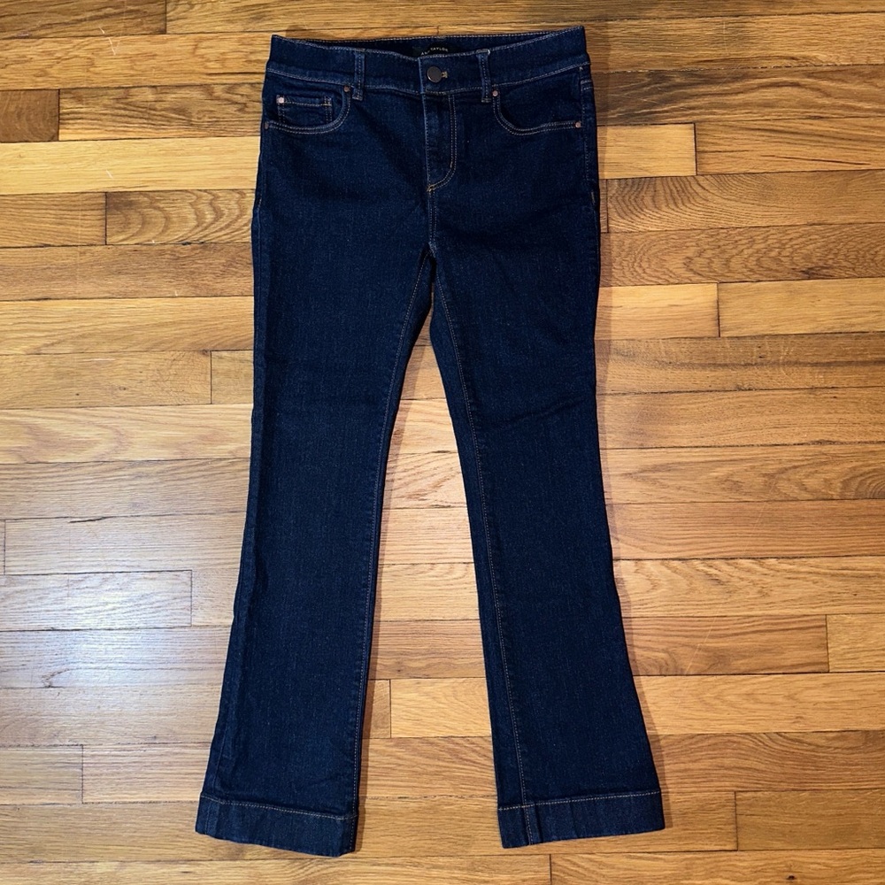 Ann Taylor Crop Kick Jeans Modern Fit Dark Wash Size 00